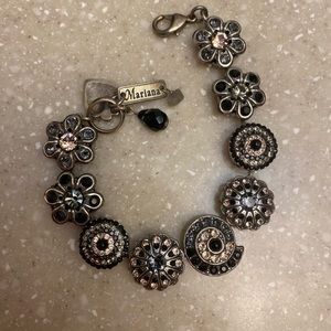 Mariana bracelet.  Black stone.  Very nice condition